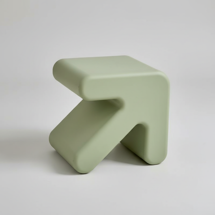 Warming New Style  Modern Simple Arrow Stool Creative Plastic Small Love Stool Fitting Room Door Shoe Stool Rest Stool