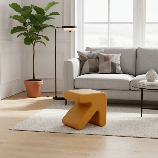 Warming New Style  Modern Simple Arrow Stool Creative Plastic Small Love Stool Fitting Room Door Shoe Stool Rest Stool - gallery 1